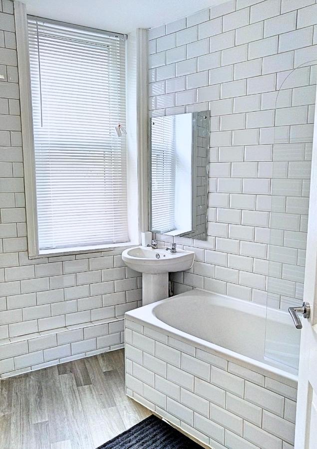Entire Floor 2 Bedrooms On Westcliff بورنماوث المظهر الخارجي الصورة